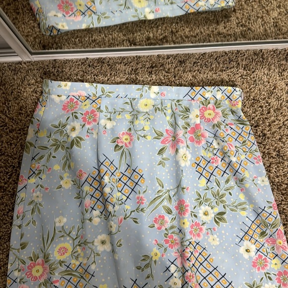 Vintage Floral Skirt - Picture 2 of 5